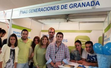 Học bổng Du học Tây Ban Nha từ 30-100% học phí Dự bị tiếng và Đại học Granada-university-student